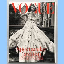 Buy Vogue Magazine - 2018 November(2)